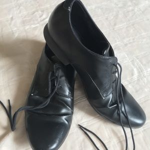 H&M dress shoes
